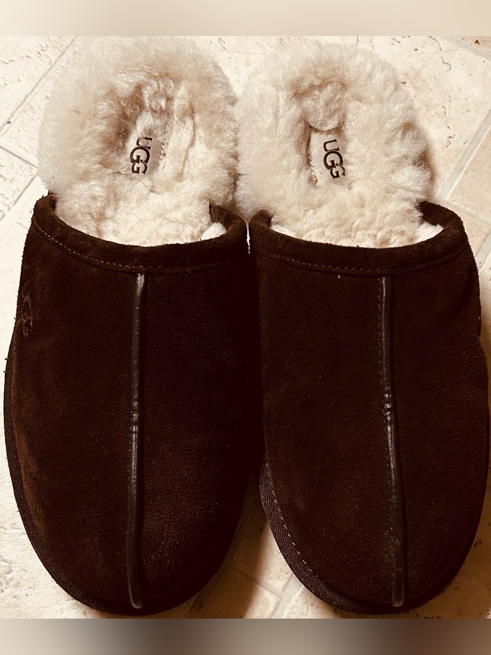 UGG SCUFF ESPRESSO SUEDE SHEEPSKIN COMFORT SLIDE MEN'S SLIPPERS (USA10/EU43)
